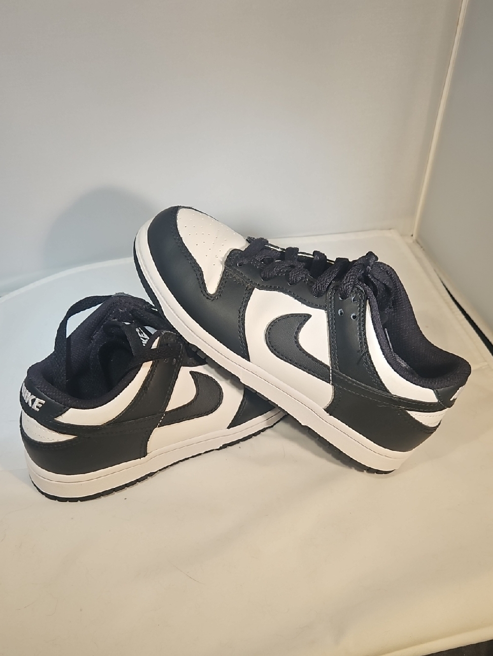 Nike Dunk Low Pandas Sz 2.5y